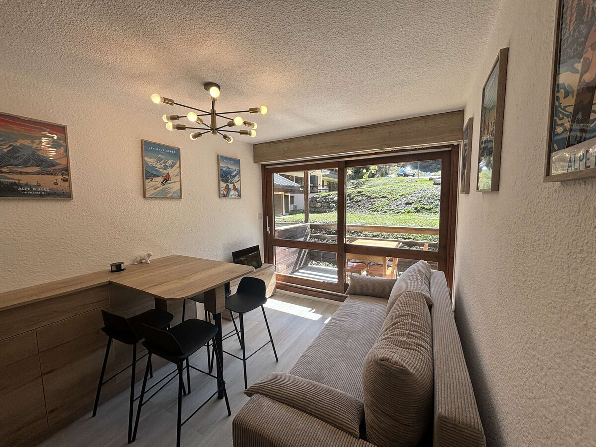 Studio rénové 4 pers, balcon sud-ouest aux Écrins - Photo 1