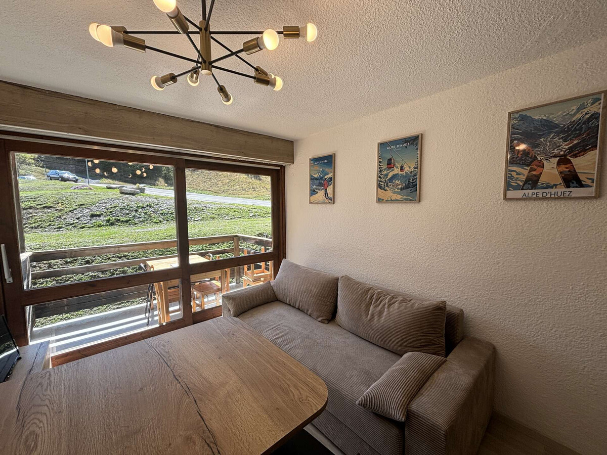Studio rénové 4 pers, balcon sud-ouest aux Écrins - Photo 2