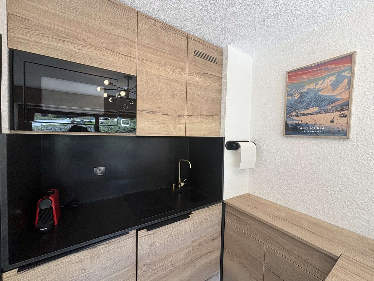 Studio rénové 4 pers, balcon sud-ouest aux Écrins - Photo 4
