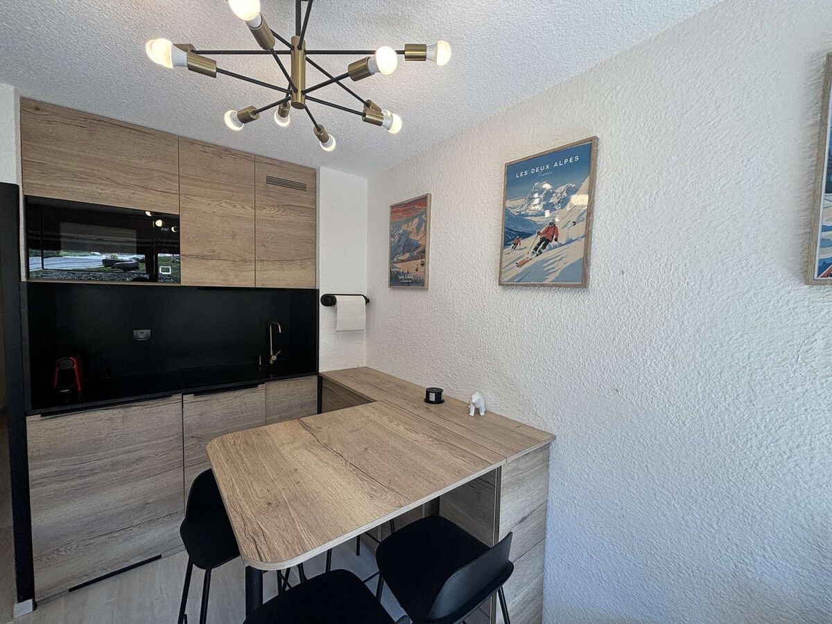 Studio rénové 4 pers, balcon sud-ouest aux Écrins - Photo 5