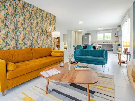 Gîte moderne plain-pied à Bréviandes, 6 pers., jardin clos : photo 2