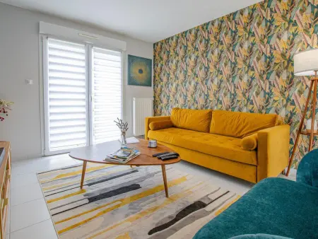Gîte moderne plain-pied à Bréviandes, 6 pers., jardin clos : photo 8