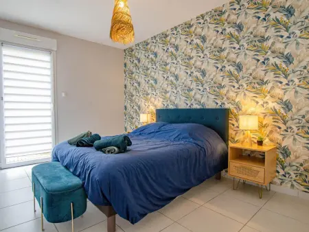 Gîte moderne plain-pied à Bréviandes, 6 pers., jardin clos : photo 12