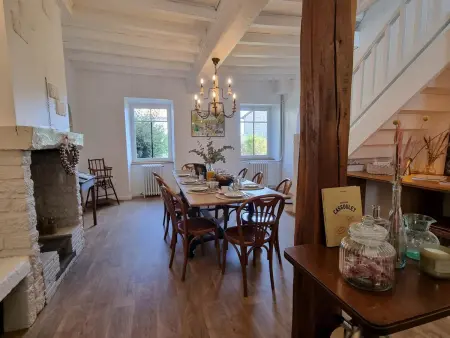 Gîte Marguerite 6 pers. à Saint-Haon-le-Châtel, animaux : photo 5