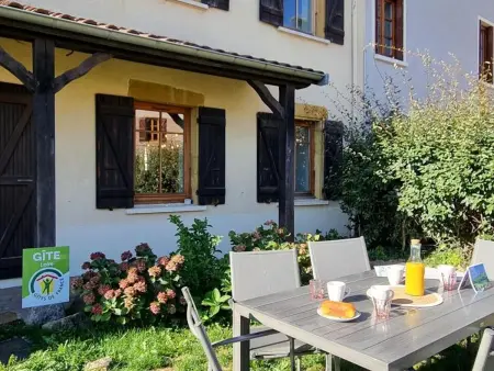 Gîte Marguerite 6 pers. à Saint-Haon-le-Châtel, animaux : photo 32