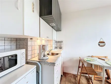 Studio 16m² skis aux pieds - Le Corbier : photo 3