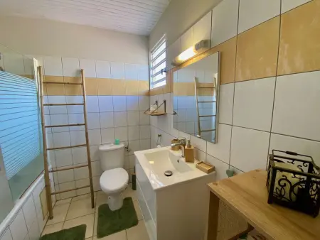 Maison Ti-Bonheur, 6 pers. à Sainte-Anne près des Salines : photo 9