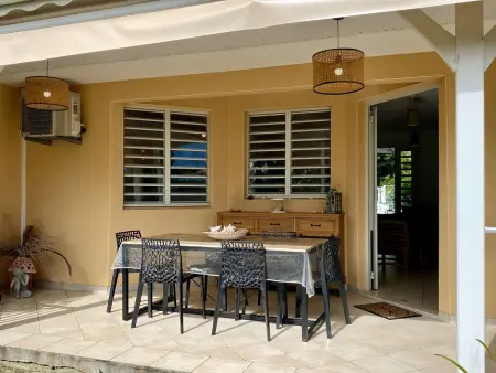 Maison Ti-Bonheur, 6 pers. à Sainte-Anne près des Salines : photo 10