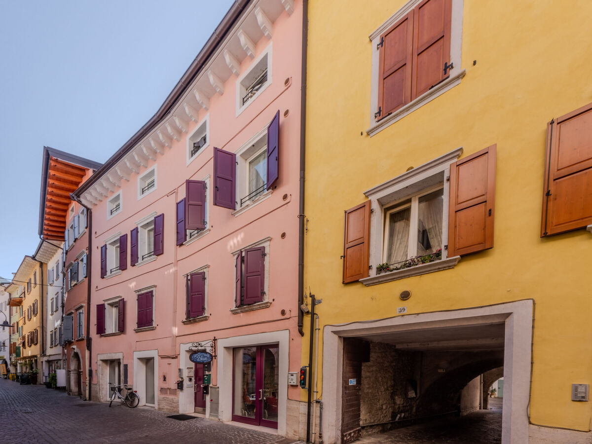 Virginia – Appartement 2 chambres avec balcon à Arco - Photo 1