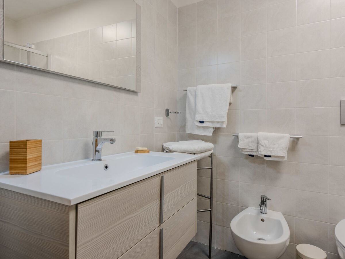 Virginia – Appartement 2 chambres avec balcon à Arco - Photo 5