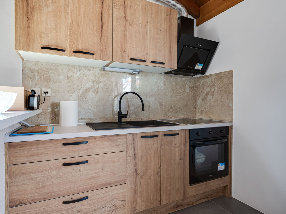 Maison Agis à Zaton : 2 pièces, terrain 2000 m² - Photo 6