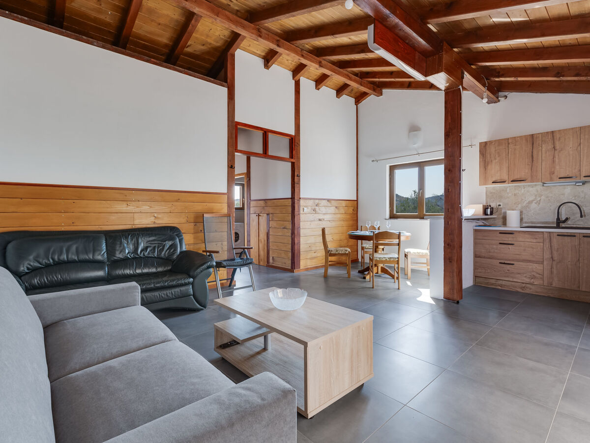 Maison Agis à Zaton : 2 pièces, terrain 2000 m² - Photo 7