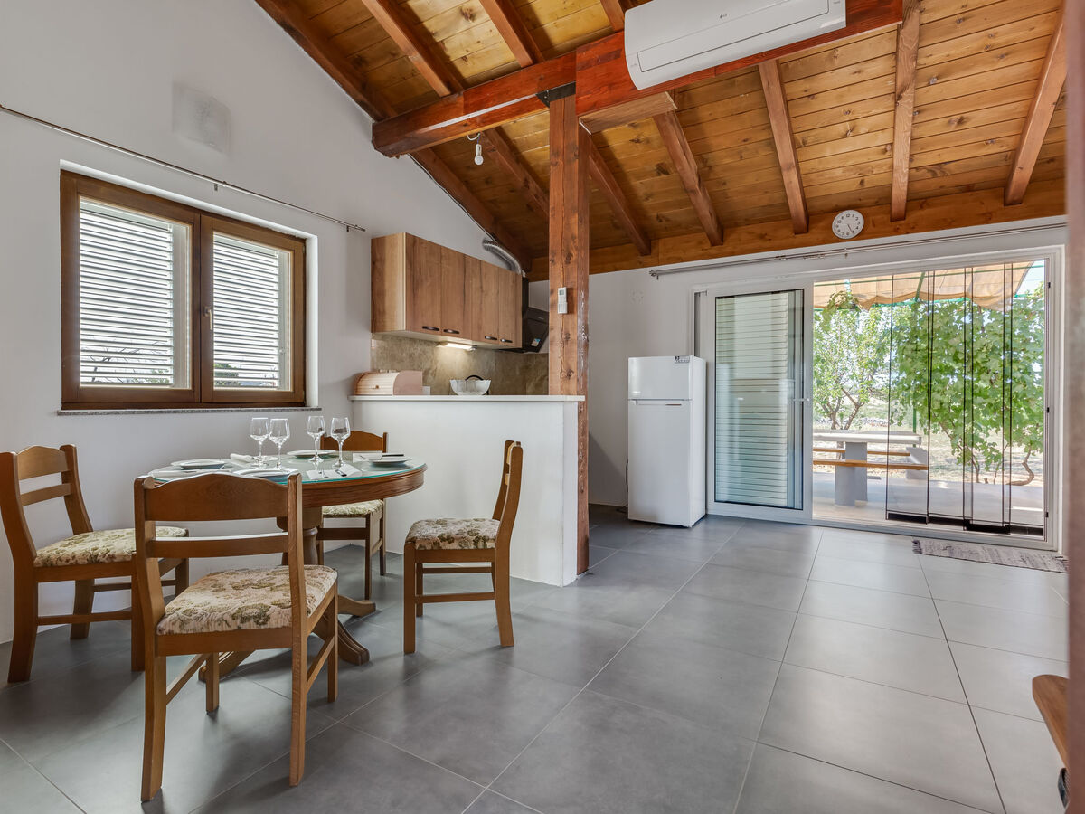 Maison Agis à Zaton : 2 pièces, terrain 2000 m² - Photo 10