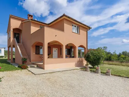 Maison Lidija avec piscine à Vodnjan