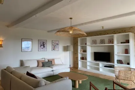 Le Domaine du Puy Doré – Maison 15 pers. avec piscine : photo 2