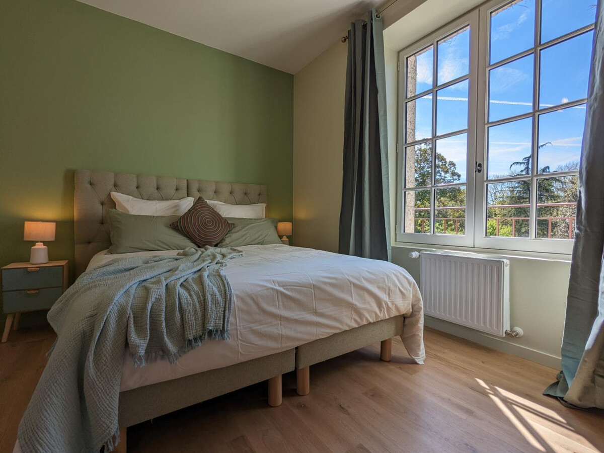 Gîte 10 pers. avec piscine chauffée et parc de 7 ha - Photo 3