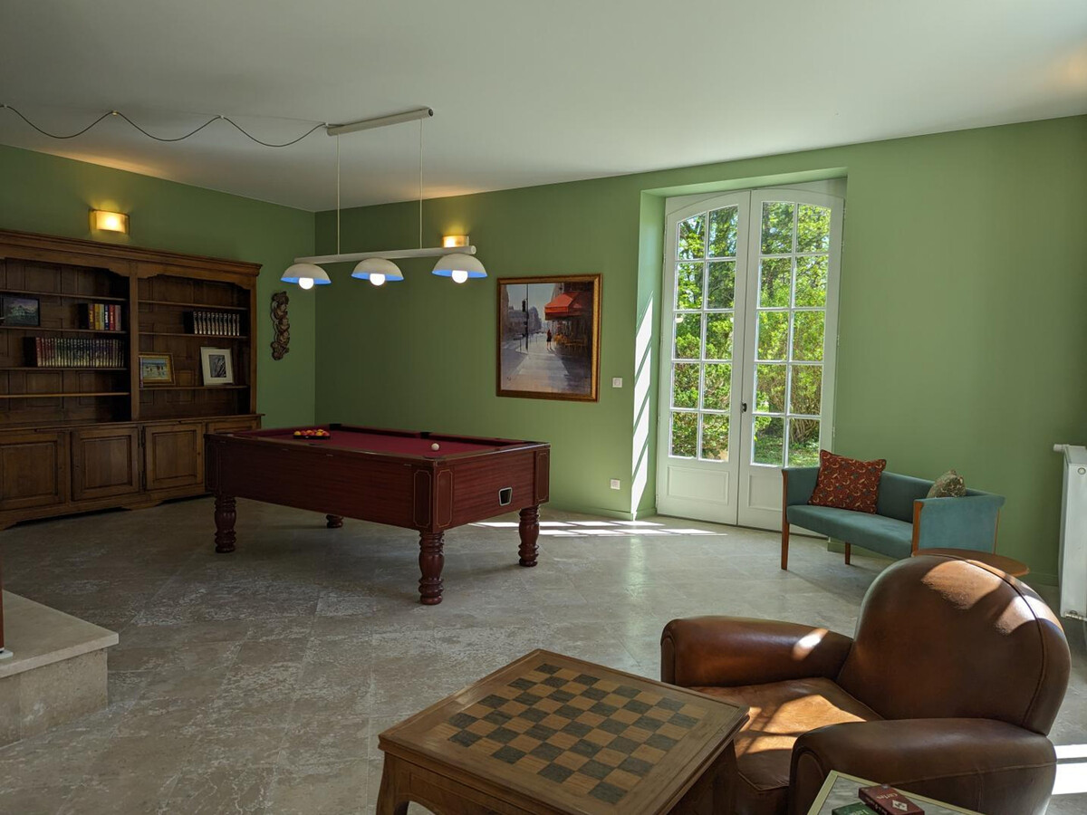 Gîte 10 pers. avec piscine chauffée et parc de 7 ha - Photo 10