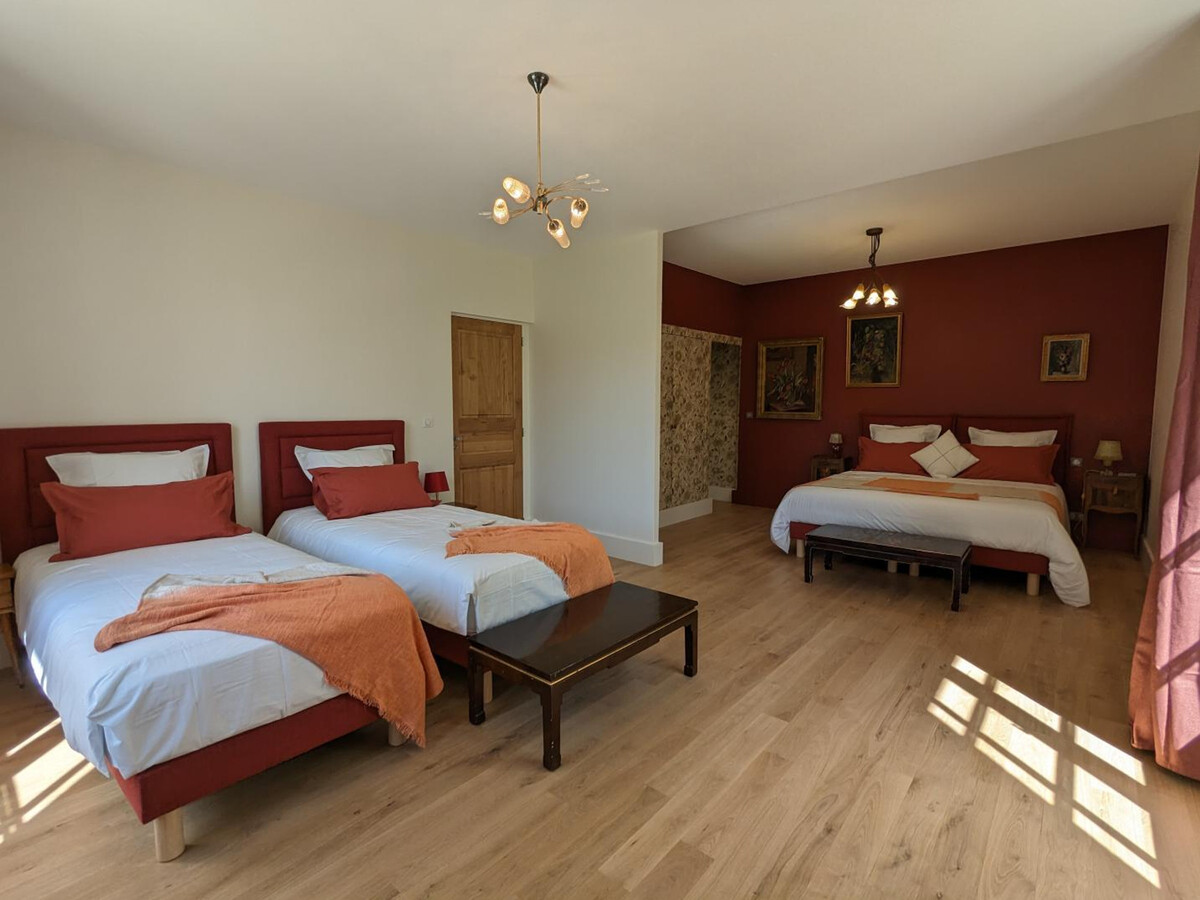 Gîte 10 pers. avec piscine chauffée et parc de 7 ha - Photo 29