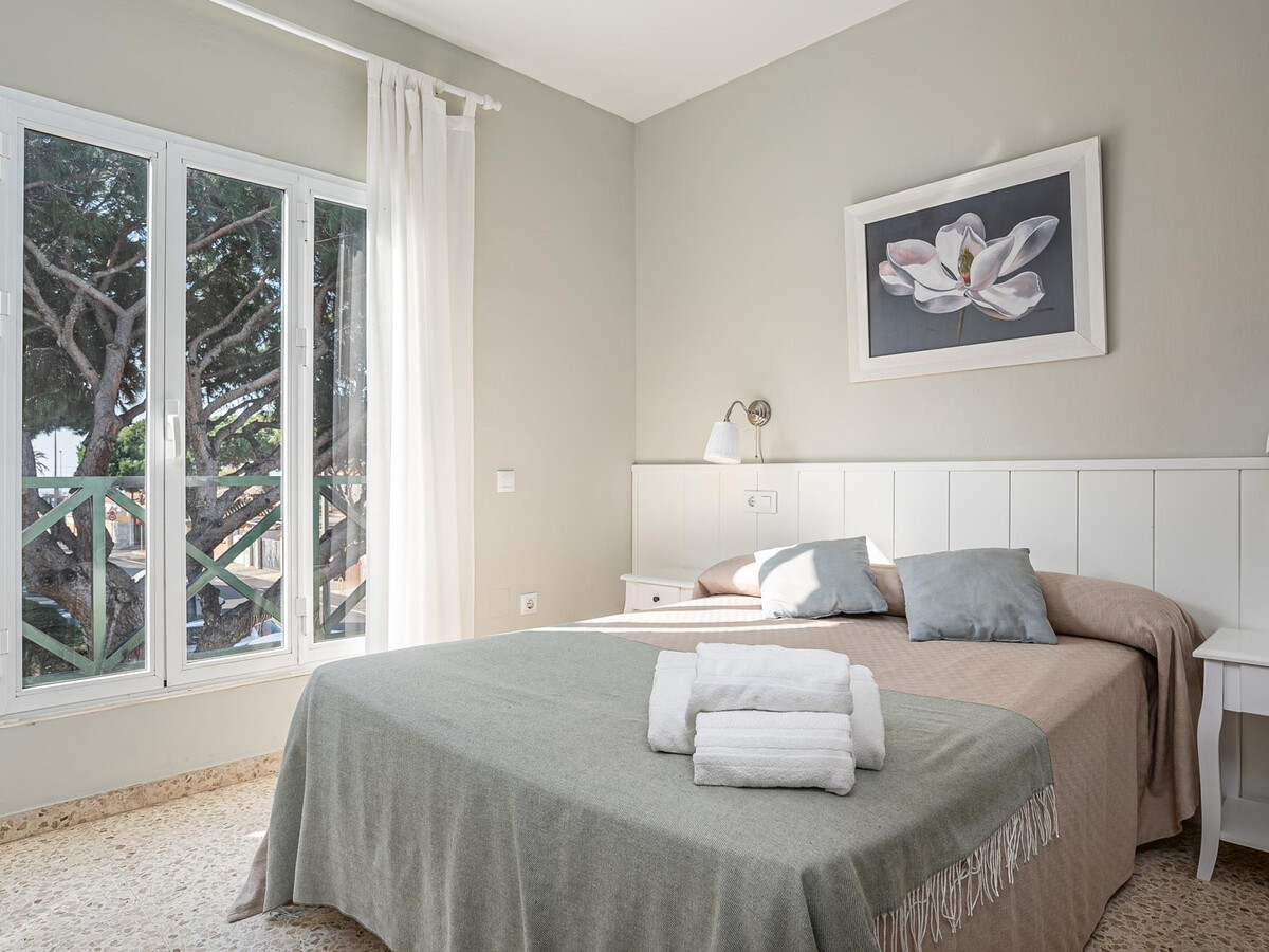 Maison mitoyenne à 170m de la plage La Barrosa - Photo 11