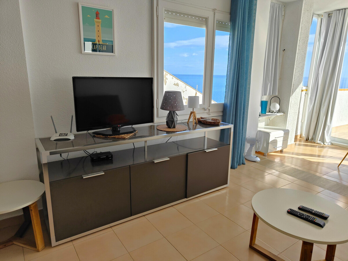 Appartement première ligne mer à Roses, terrasse vue Méditerranée - Photo 9