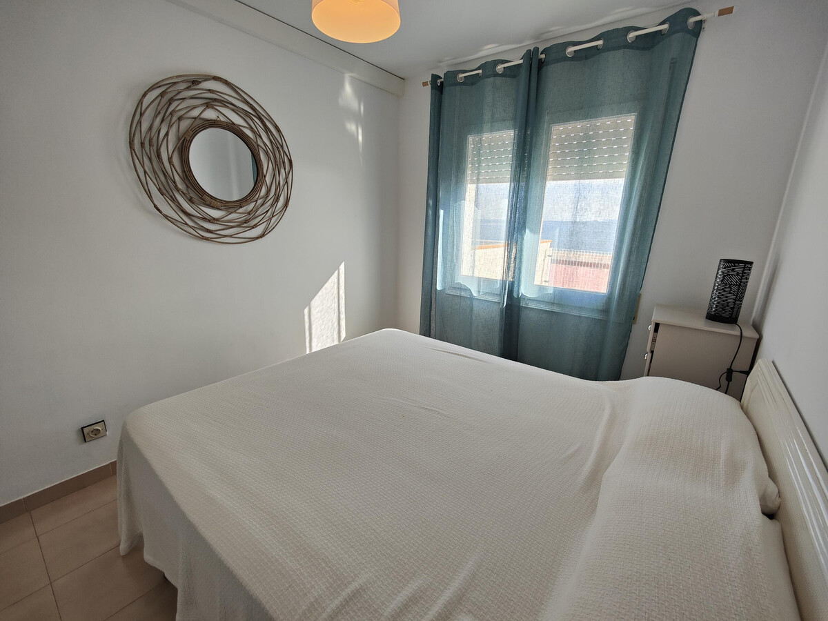 Appartement première ligne mer à Roses, terrasse vue Méditerranée - Photo 14