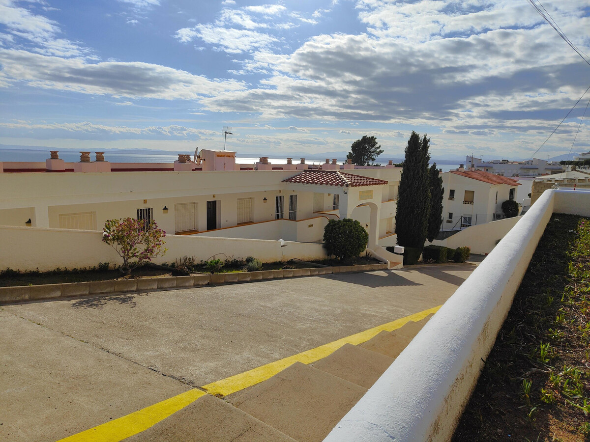 Appartement première ligne mer à Roses, terrasse vue Méditerranée - Photo 23