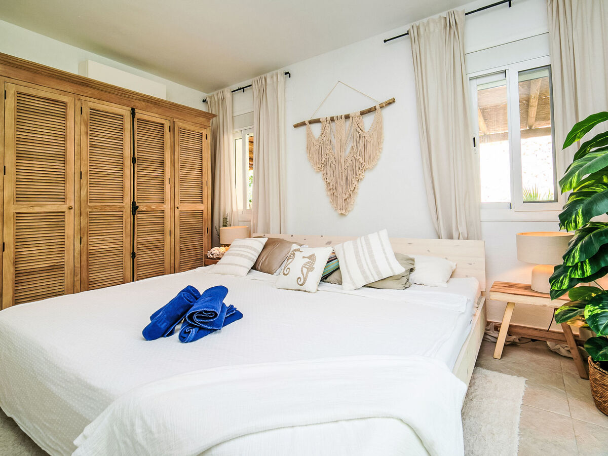 Villa Serenidad à Calpe, rénovée 2025, piscine privée - Photo 24