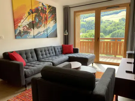 Location appartement à Les Avanchers Valmorel, Le Roc - 4 Pièces Chaleureux Skis aux pieds avec Parking