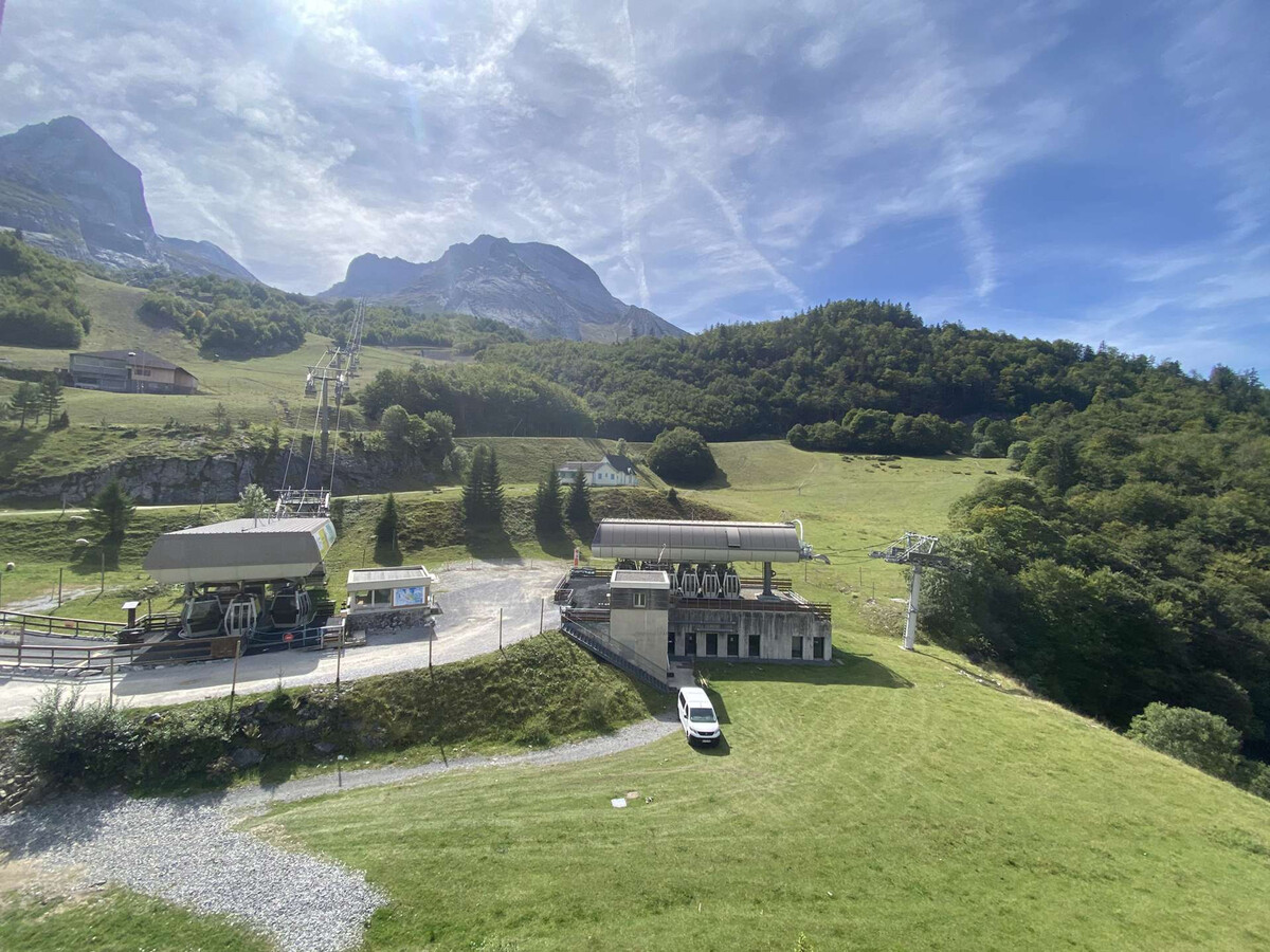 Appartement 6 pers à Gourette, vue télécabine et pistes - Photo 10