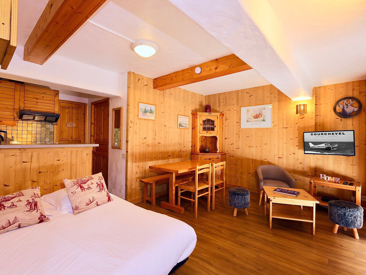Appartement 2 pièces Courchevel 1850, casier à skis - Photo 2