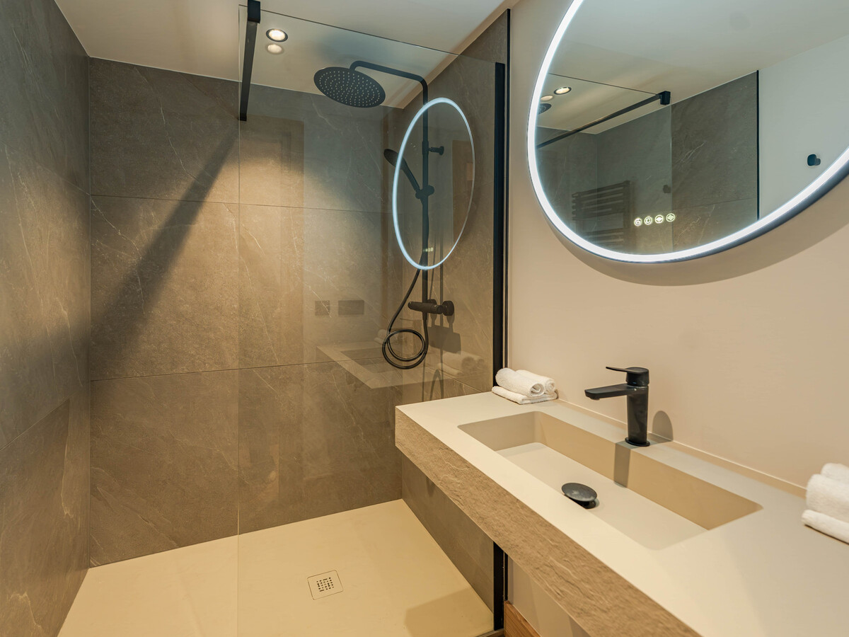Appartement alpin Vanoise à 130m des pistes, centre Courchevel - Photo 11
