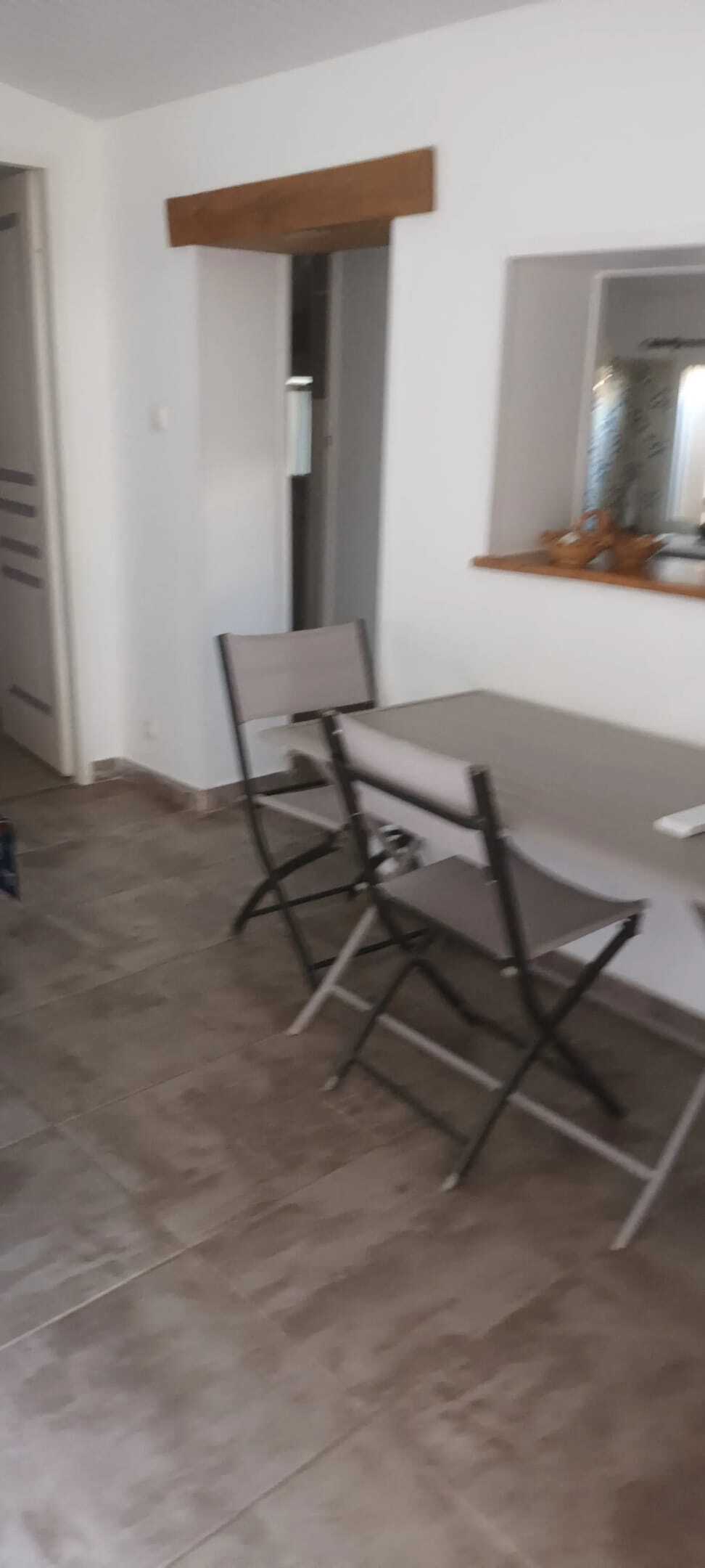 Maison de plain-pied avec jardin et pétanque - Photo 20