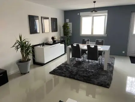 Location maison à Sancheville, Maison confortable à Sancheville, 70 m² avec équipements