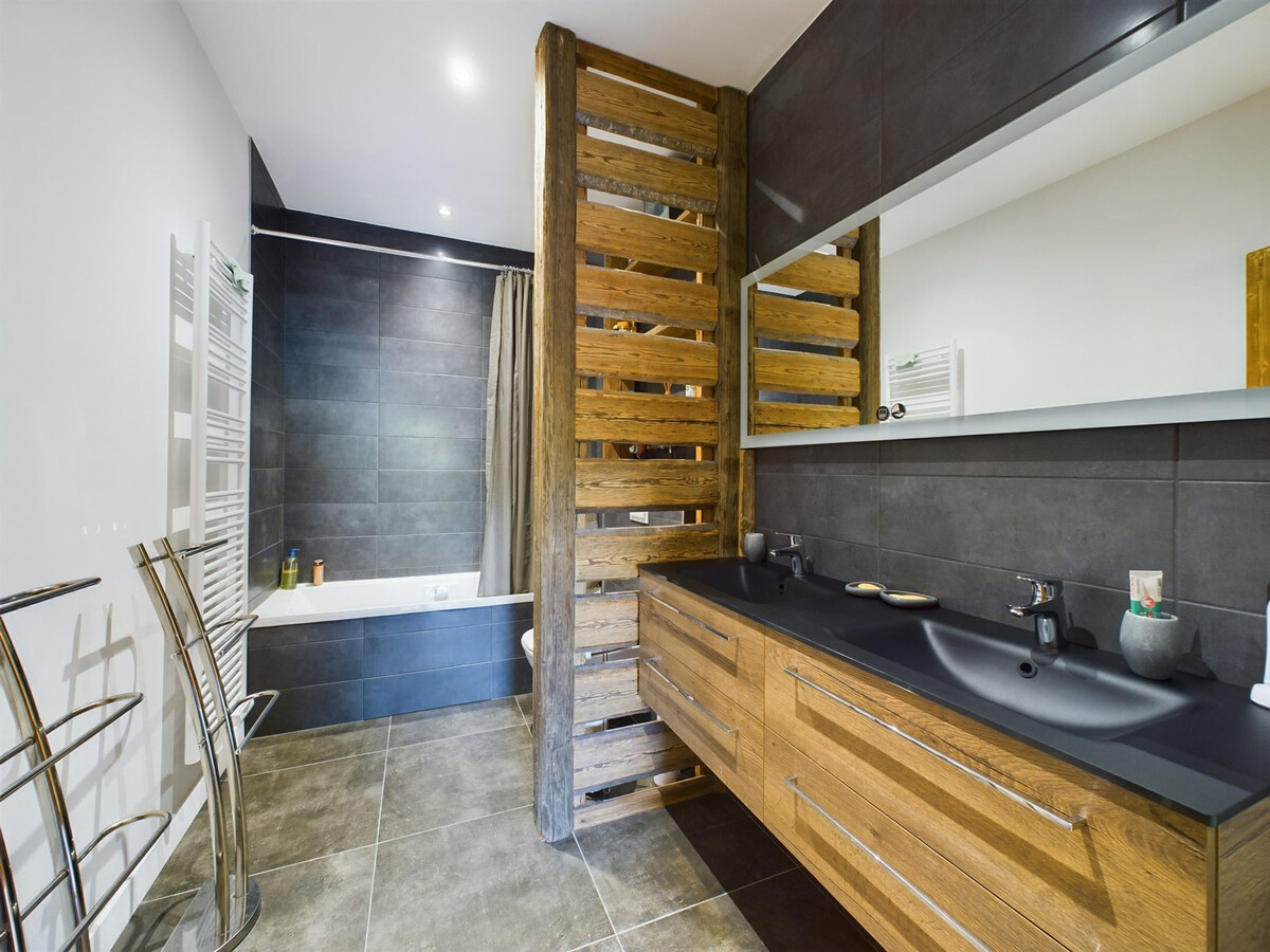 Appartement de luxe en plein centre des Gets, proche commerces - Photo 11