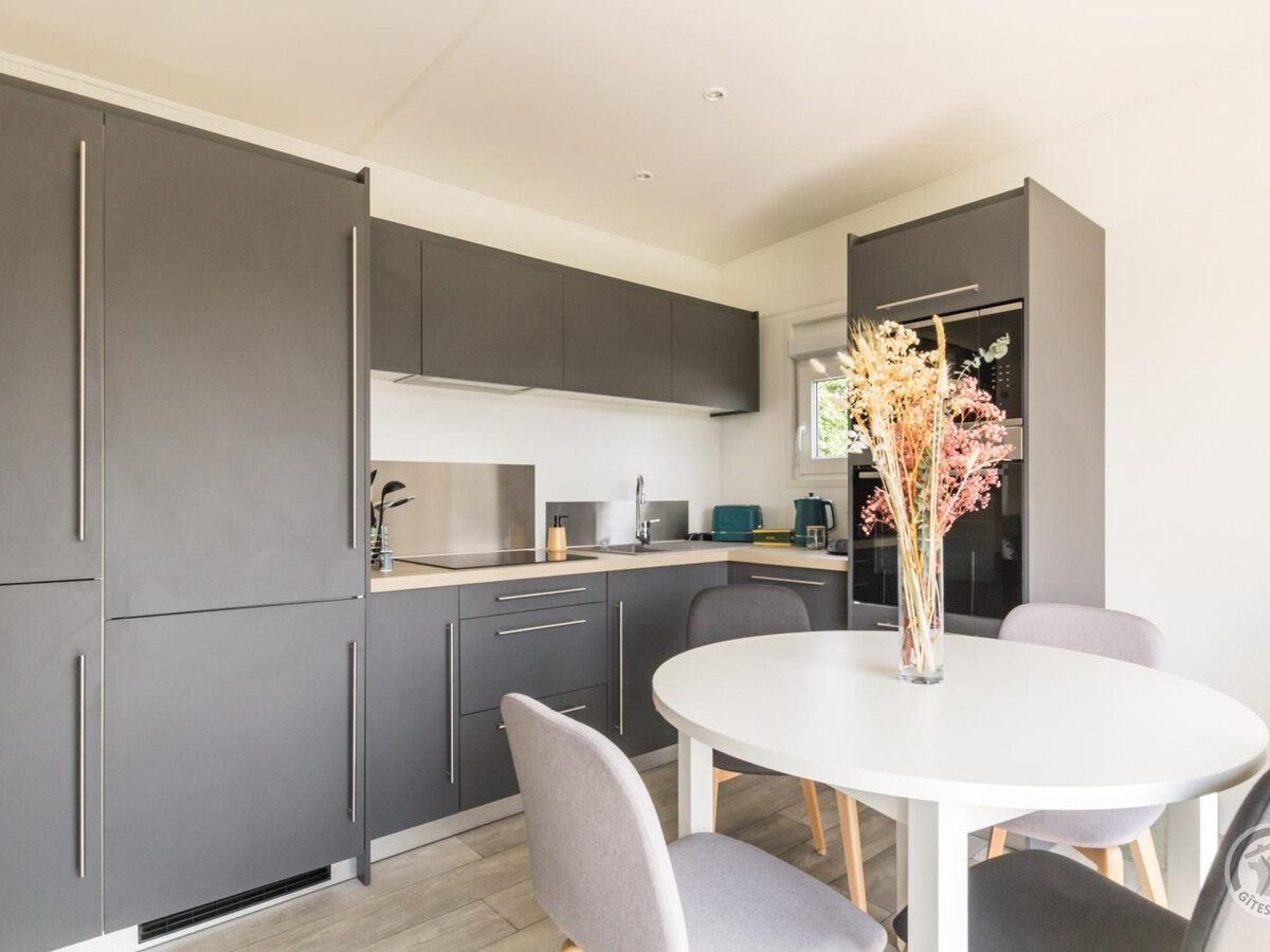 Mobil-home équipé avec terrasse à Saint-Lô - Photo 7
