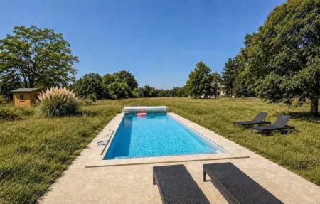 Maison familiale du 19e siècle, 25 000 m² en Dordogne : photo 2