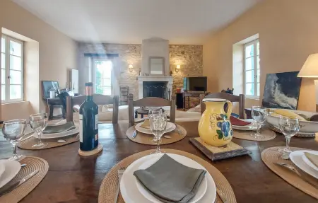 Maison familiale du 19e siècle, 25 000 m² en Dordogne : photo 15