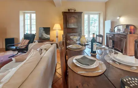 Maison familiale du 19e siècle, 25 000 m² en Dordogne : photo 16