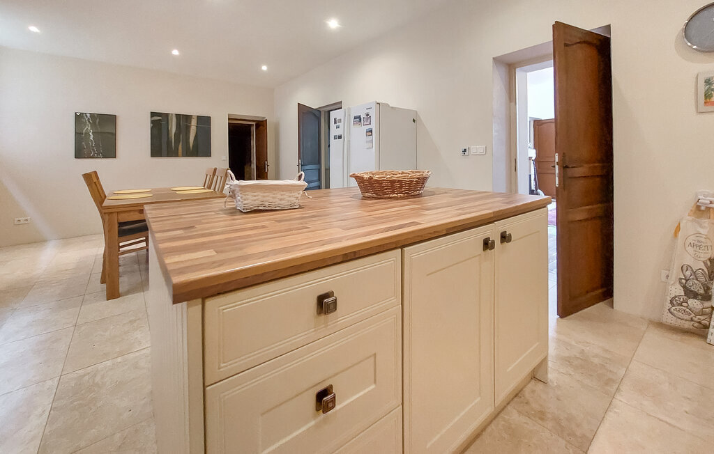 Maison 180 m² pour 8 personnes avec jardin et barbecue - Photo 5