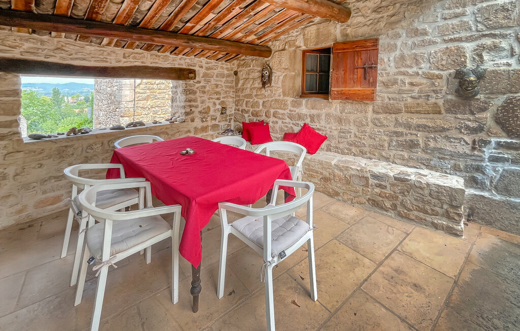 Maison du 18e siècle à Barjac, terrasse et terrain commun - Photo 2