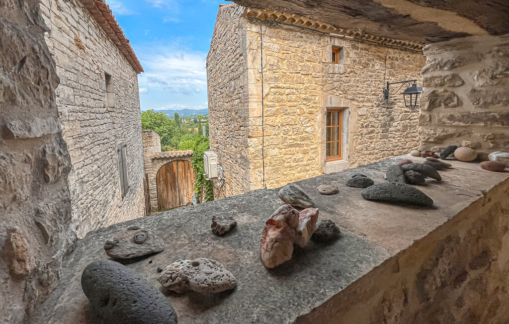 Maison du 18e siècle à Barjac, terrasse et terrain commun - Photo 3