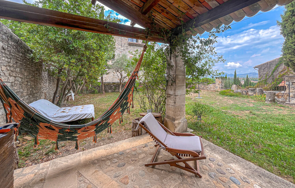 Maison du 18e siècle à Barjac, terrasse et terrain commun - Photo 9