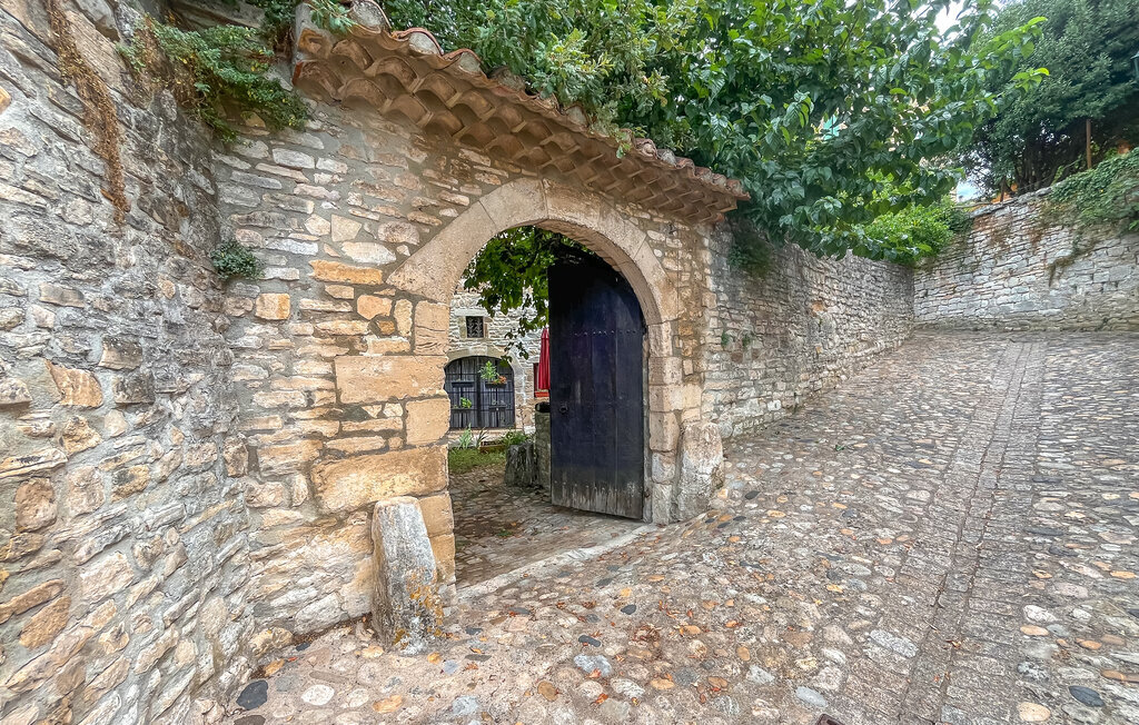 Maison du 18e siècle à Barjac, terrasse et terrain commun - Photo 16