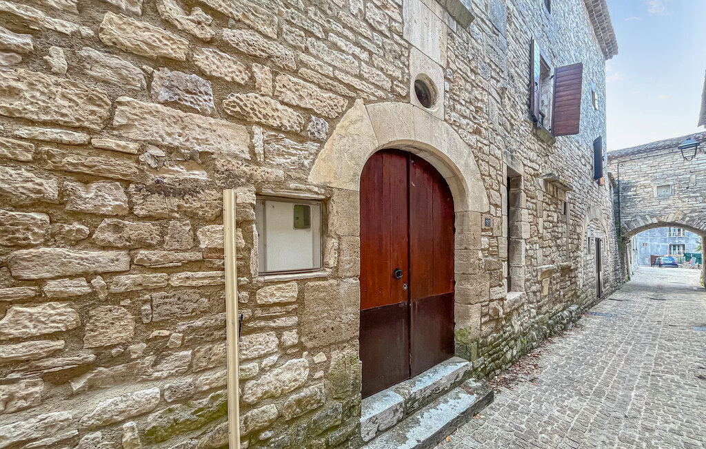 Maison du 18e siècle à Barjac, terrasse et terrain commun - Photo 17