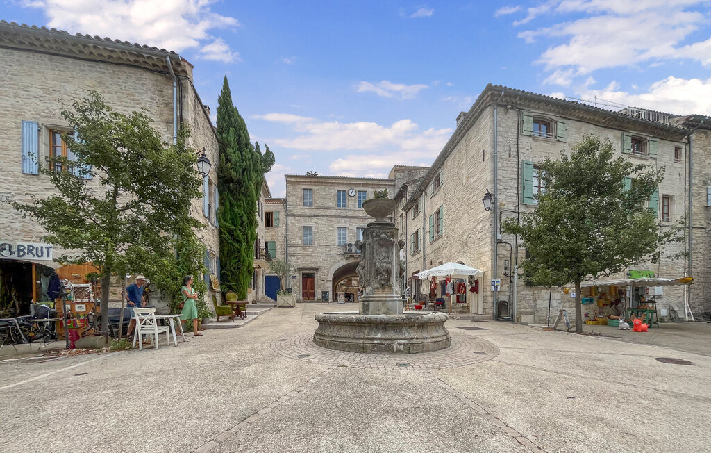 Maison du 18e siècle à Barjac, terrasse et terrain commun - Photo 25