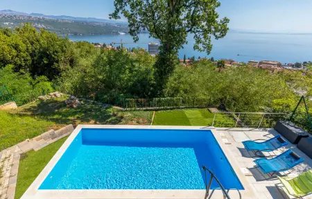 Location maison à Opatija