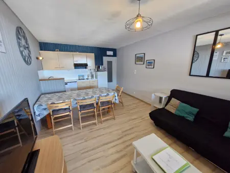 Appartement 51 m² pieds des pistes à Super Besse, 2 chambres : photo 2