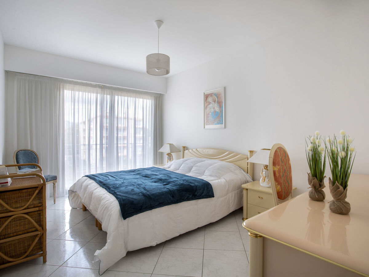 Appartement Azur Paradis à Cagnes-sur-Mer, vue mer - Photo 3