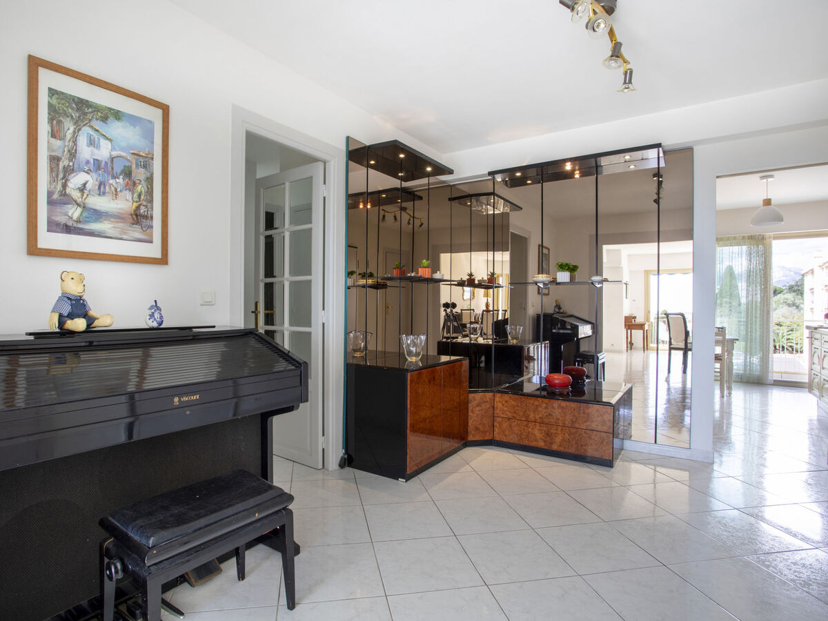 Appartement Azur Paradis à Cagnes-sur-Mer, vue mer - Photo 13