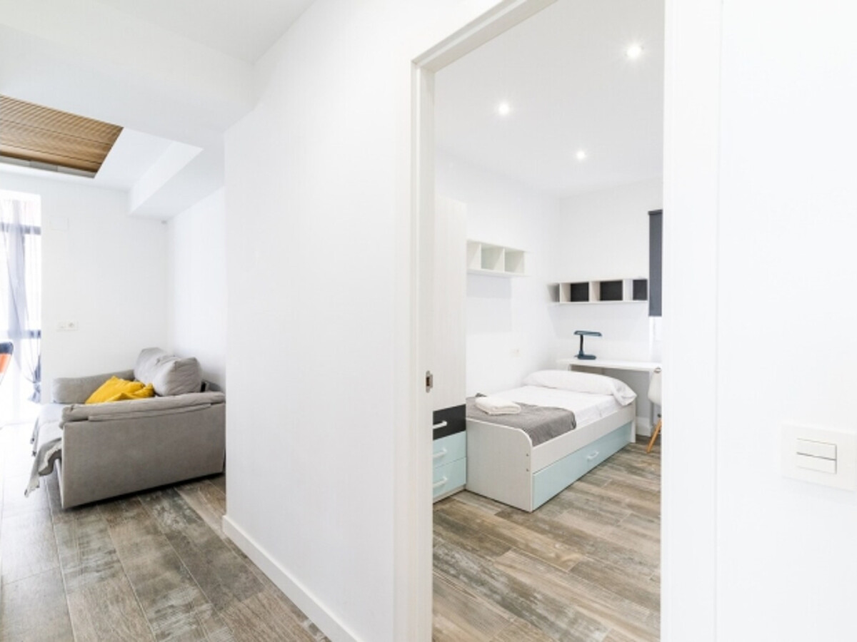 Appartement 3 chambres rénové à Grenade près du centre - Photo 17